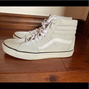 Sk8-Hi Vans
